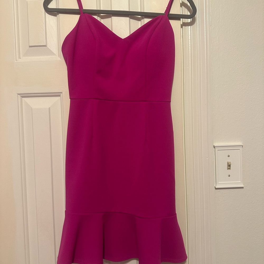 Elegant Pink Sleeveless Dress